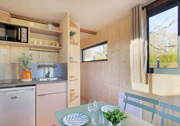 Creaventure intérieur tiny roulotte Clermont-Ferrand