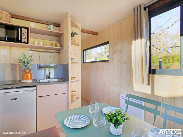 Creaventure intérieur tiny roulotte Clermont-Ferrand