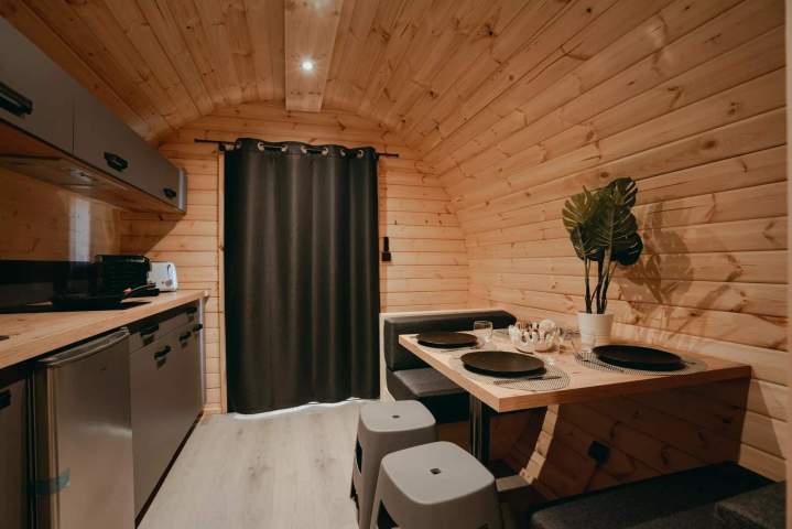 f93d7ab4 3589 4851 bee5 906b8f5e60ee